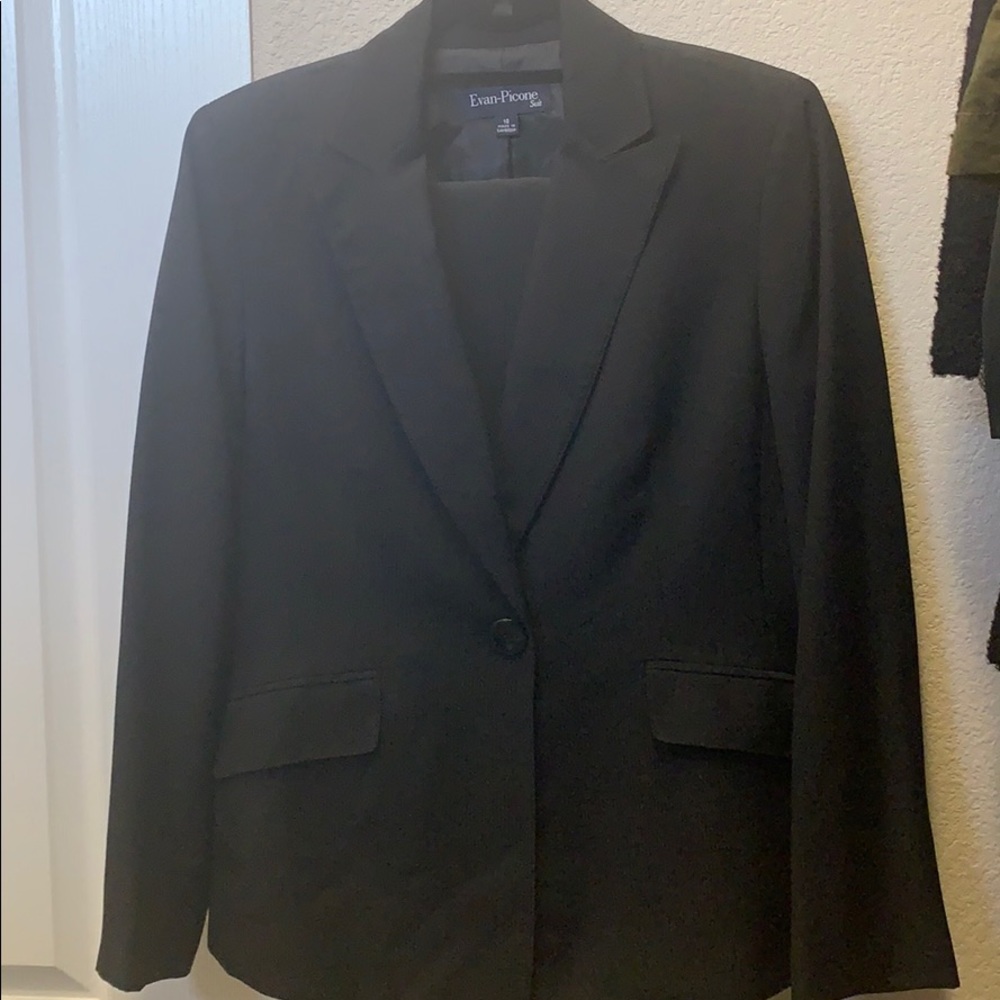 EUC Evan Picone Pant Suit Black size 10